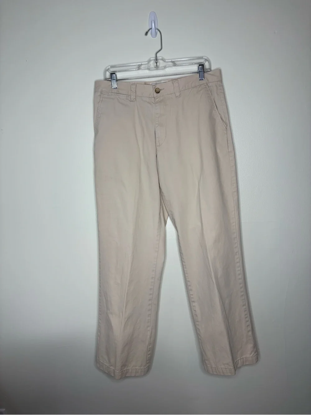 Old Navy Men’s Classic Khakis 100% cotton cream tan pants 34 x 32